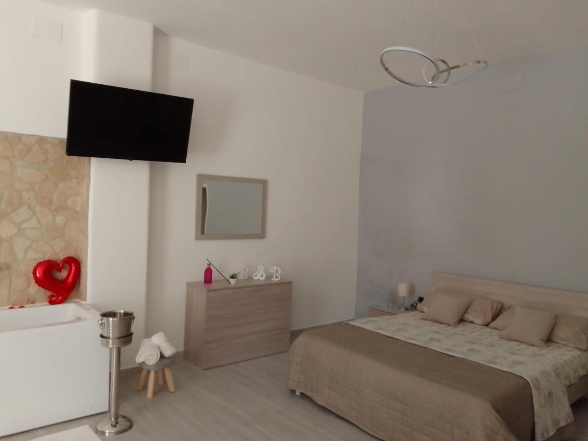 Don Bosco Apartment Бари Екстериор снимка